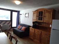 Grand Appartement à Super Besse pour 6 personnes avec WIFI - FR-1-814-149 - Ferienwohnung Besse-et-Saint-Anastaise