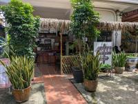 Orchid 101 - B&B Kampot