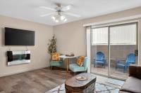 Bell Rock Casita King Size Bed w Cozy Fireplace - B&B Sedona