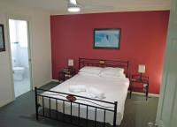 1 54 Parkes Street - B&B Tuncurry