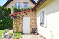 Apartament Garden- parking, ogródek, cicha okolica - B&B Pruszcz Gdański