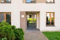 Las Bródnowski Urban Jungle Apartment by BookingHost - B&B Warsaw