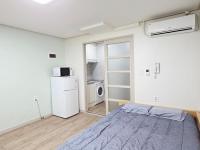 J 9-minute walk from Nakseongdae Station, quiet neighborhood studio - B&B Seoul