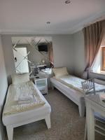 Twin Room with Bathroom