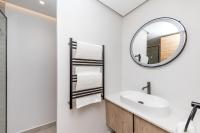 Superior One-Bedroom Garden Apartment