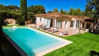 La Tissonnière Oasis d Exception entre Mer Alpilles et Luberon Spa et Piscine à 10 min d Aix en Provence - B&B Saint-Estève-Janson
