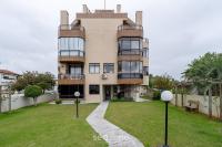 Apartamentos 150m da Praia em Ponta das Canas - CND - Bed and Breakfast Florianópolis