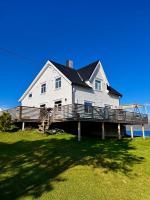 Cozy familyhouse with free parking & fantastic view - B&B Tromsø