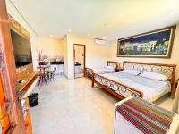 Chambre Triple - Vue sur la Piscine