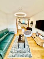 Beautiful Modern 2 Bed house combined with a vintage feel near Central Cambridge Sleeps 4 - B&B Cambridge