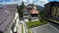 Pensiunea Carmen`s Mansion B - Bed and Breakfast Sinaia