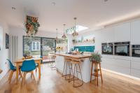 Mayfield House by Grandeur Property - B&B Parkstone