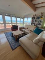 Holiday home with pool & dream view over Lake Constance - B&B Rorschacherberg