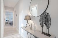 Penthouse 2 Bed 2 Bath By CRSL - B&B Coulsdon