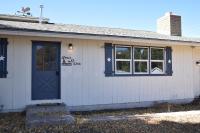 Rustic Western Home Steps from Rte 66 & Grand Canyon Train Station - B&B Williams