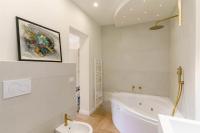 Chambre Lit Queen-Size avec Baignoire Spa