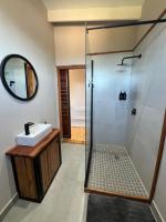 Ricky's Valley View Holiday Home - Bed and Breakfast Knysna