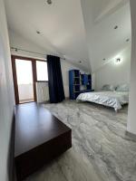 Suite mit Kingsize-Bett und Balkon