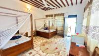 Triple Room with Garden View