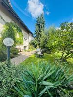 Bright furnished Studio with workspace and garden area near Zurich - B&B Würenlos