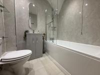 Bright and Breezy - B&B Portsmouth