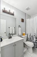 All New! Convenient Location! Sleeps 6 - B&B Denver