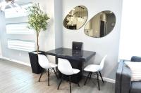 Pet-Friendly, Modern, Gated, Smart TVs, Fast WiFi, Pharr Apartment - B&B Pharr