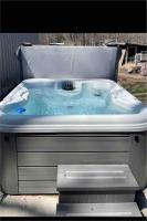 Cottage Apartment by Lake MI w private Hot Tub! - Chambres d'hôtes Hazelhurst
