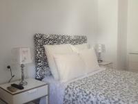 Hostal Montilla Sotogrande - B&B