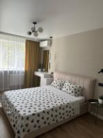 My bee apt - Bed and Breakfast Krementsjoek