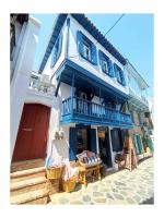I Love You More Than My Luggage Townhouse - B&B Skópelos
