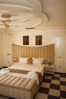 Suite with Pool View
