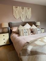Studio Twelve - B&B Brecon
