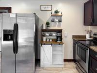Lake Huron Getaway by arc Vacation Rentals - B&B