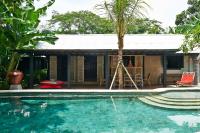 The Island Houses Seminyak - Bed and Breakfast Seminyak
