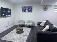 Sammy's Place - B&B Edmonton