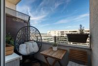 Sky View Family Apartment - Chambres d'hôtes Bratislava