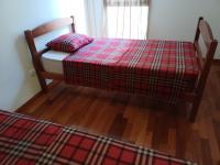 Costa Lodges Funchal, Santa Cruz, Madeira, Shared two bed room - B&B Santa Cruz