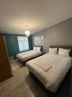Sky's City Centre Apartments next to St James Park - B&B Newcastle upon Tyne