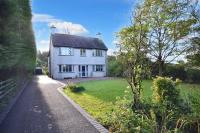 Spacious Cotswolds House Garden with Hot Tub - Ferienwohnung Tewkesbury