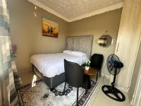 Horus Private Room - Ferienwohnung Gaborone