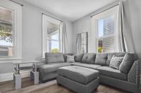 5BR Home-Walk to Niagara Falls & Aquarium - B&B Niagara Falls