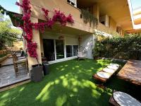 BASTINAZO ALOHADREAM - PREMIUM - Dúplex Lujo Recién Reformado con Jardín, Piscina, Parking, Aire Acondicionado - Los Caños de Meca - 50m playa - B&B Los Caños de Meca