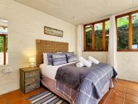 Sunny Kalk Bay Garden Cottage Walk to Harbour - B&B Cape Town