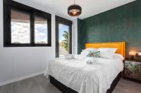 Holiday Homes - Sky Garden Jerez - B&B Jerez de la Frontera