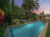Villa with Heated Pool & SPA - B&B Los Ángeles