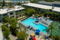 Marina Breeze 1BR - Pool, Hot Tub, Gym - Close to Beach - Ferienwohnung Los Angeles