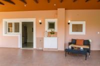 Cozy flats in an olive grove by the sandy beach - B&B Kánalos