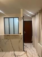 Studio Île Saint Louis 75004 Paris - B&B Parigi