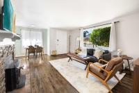 Vintage Charm 3BR Home w Yard Pets Welcome - B&B Shoreline